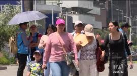 El COE Metropolitano y el Instituto de Hidrología y Meteorología Inamhi advierten de altas temperaturas diurnas y radiación solar extrema para este viernes y sábado. Un experto nos da algunas recomendaciones.

Un reportaje de Brigette Mancheno