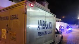 Autoridades investigan la muerte de un hombre en el centro de Quito.