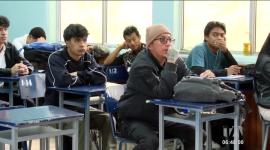 El Municipio de Quito ofrece el servicio de bachillerato acelerado para personas que no terminaron la secundaria. El programa es gratuito y las inscripciones estarán abiertas hasta el 12 de agosto.
Un reportaje de Nathalie Jiménez