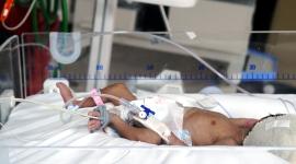 Fiscalía investiga la muerte de 12 neonatos en el Hospital Docente de Guayaquil.