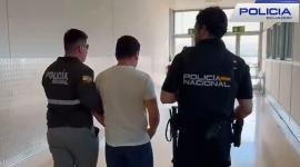 España extradita a Ecuador hombre investigado por femicidio