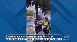 Dos agentes de tránsito en Quito fueron denunciados por un presunto mal accionar ocurrido en San Bartolo, al sur de la capital. La máxima autoridad de la entidad señaló que el caso está siendo investigado.
Un reportaje de Juan Miguel Rodríguez