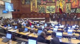 El cuarto proyecto de ley económico urgente del presidente Daniel Noboa se somete a primer debate en la Asamblea. La propuesta genera cuestionamientos por la creación de un nuevo impuesto que busca regular a las fundaciones.
Un reportaje de Karen Haro