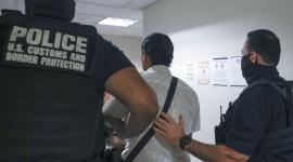 Agentes de migración han realizado redadas y detención de migrantes durante la administración de Donald Trump.