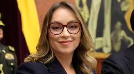 La asambleísta Mishel Mancheno denunció cobros de diezmos por parte de una asambleísta correísta.