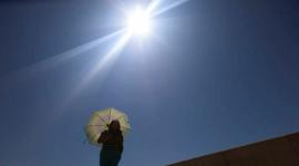Por los altos niveles de radiación las autoridades recomiendan no exponerse al sol entre 10:00 y 15:00.