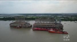 Ecuador volverá a recibir energía a finales de octubre de una empresa turca. El Gobierno también cotiza otra planta flotante de 230 megavatios que se encuentra en México.
Un reportaje de Astrid Singre