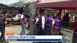 Cientos de medicamentos adulterados, de venta prohibida y uso exclusivo del sistema de salud pública, fueron decomisados en kioscos ubicados en los alrededores de un hospital en Guayaquil.

Un reportaje de Ricardo Alcívar