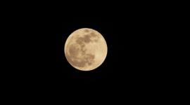 la 'Luna de Cosecha' vista desde Ecuador.
