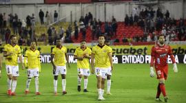 Jugadores de Barcelona en su último cotejo ante Cuenca Juniors en el que fue eliminada de la Copa Ecuador.