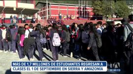 Todo está listo para el regreso a clases en la Sierra y Amazonía. Este lunes 1 de septiembre iniciará el retorno progresivo, que contará con un amplio contingente de seguridad.

Un repoeraje de Brigette Mancheno