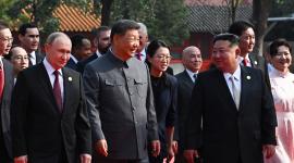 Presidentes Vladimir Putin, Xi Jinping y Kim Jong presencian desfile militar