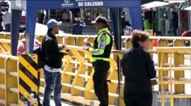 El reforzamiento del control migratorio que entró en vigencia el 1 de septiembre de 2025, genera preocupación en los migrantes venezolanos. Varios extranjeros no pueden cruzar la frontera por el puente internacional de Rumichaca, por no tener la visa requerida.
Un reportaje de Jairo Jácome