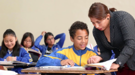 Los docentes tendrán al menos siete horas más para dedicarlas a la enseñanza, en lugar de realizar tareas administrativas.