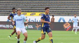 Encuentro entre Catolica vs Delfín por LigaEcuabet en el estadio Atahualpa.