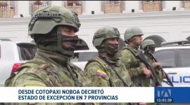 En siete provincias del país se decretó estado de excepción, entre ellas Cotopaxi, sede temporal del Gobierno Nacional.
Un reportaje de Brigette Mancheno