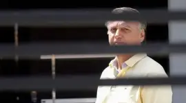 Jair Bolsonaro fue diagnosticado con cáncer de piel, pero deberá seguir con arresto domiciliario.