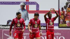 En el estadio Echaleche, en Ambato, Mushuc Runa se enfrenta al Independiente del Valle