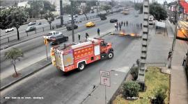 Manifestantes de la UNE intentaron cerrar la av. Narcisa de Jesús en Guayaquil