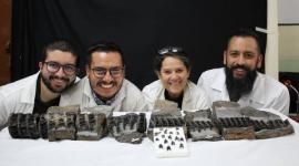 Investigadores que estudiaron el fósil hallado en el centro de Colombia.