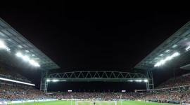 Con techo cubierto estilo Premier League y tribunas empinadas en cada extremo del campo, el Toronto Stadium tiene más que un parecido pasajero con los estadios que se encuentran en el fútbol británico.
