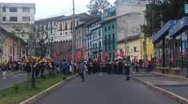 Por manifestaciones, se registró un cierre: av. Maldonado y Sena, a la altura de la parada del Trole La Recoleta.