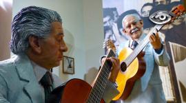 El pasillo ha marcado generaciones y sigue vivo en la memoria del país. Desde sus raíces en épocas de independencia hasta su renovación por artistas jóvenes, este género conecta con la nostalgia, la identidad y la emoción de ser ecuatoriano.