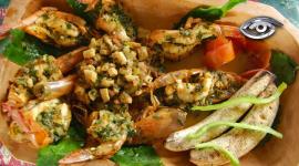 En Esmeraldas, la cocina es tradición y técnica que se siente en cada bocado. Más que ingredientes, aquí se mezclan historias y saberes que dan vida a platos llenos de identidad y frescura. Descubra cómo sabores únicos recorren el país y conquistan paladares.