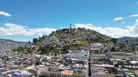 Quito tiene diversos atractivos turísticos para que locales y visitantes puedan disfrutar.