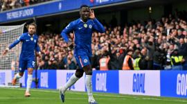 El ecuatoriano anotó el tercer gol en la temporada con el Chelsea.