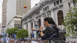 Luisa González, presidenta de la RC, durante su última campaña presidencial.