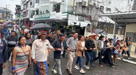 El presidente de la Conaie, Marlon Vargas, lideró la marcha en contra el Gobierno en Pastaza.