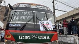 Al grito de "nos están matando", cientos de transportistas de Lima convocaron a paro por el crimen organizado.