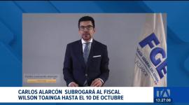 Carlos Leonardo Alarcón estará al frente de la Fiscalía General del Estado hasta el próximo 10 de octubre, fecha en la que el fiscal Wilson Toainga regresará al país tras asistir a un evento en Brasil. 
Un reportaje de Carlos Sacoto