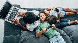 Un estudio determinó que las redes sociales representan un peligro para los menores.