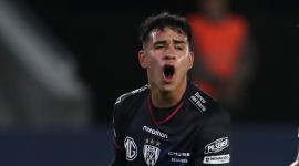El volante ecuatoriano fue considerado en el equipo ideal de Lionel Messi