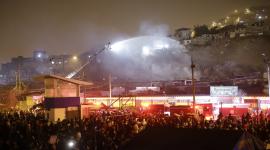 Incendio consumió más de 100 casa en Lima, Perú