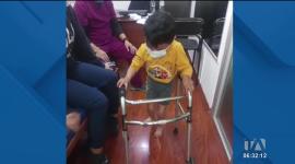 Matías es un niño de 7 años con parálisis cerebral que necesita una cirugía urgente en Colombia. Sus padres no cuentan con los recursos para costear el viaje ni la intervención médica.

Un reportaje de Mishell Villacís