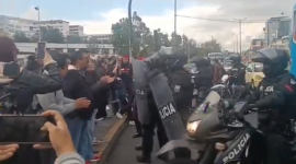 Estudiantes y movimientos sociales se reunieron para protestar en contra del Gobierno.