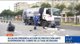 El Municipio de Quito presentó una acción de protección y medidas cautelares para evitar la suspensión del cobro de la tasa de recolección de basura en las planillas eléctricas. Esto ocurre tras la disposición del Gobierno de terminar anticipadamente el convenio con la Empresa Eléctrica Quito.

Un reportaje de Gustavo Jaramillo