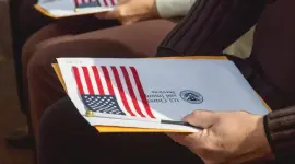 Para naturalizarse en Estados Unidos, los aspirantes deben aprobar un nuevo examen.