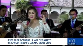 La Grande del Ecuador es, desde ahora, una leyenda de la música nacional y desde siempre la voz inconfundible de la identidad ecuatoriana. Paulina Tamayo murió a sus 60 años, dejando como legado cinco décadas de una trayectoria.
Un reportaje de Fausto Yépez