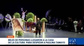 Miles de personas acudieron este martes 21 de octubre al Teatro de la Casa de la Cultura para despedir a Paulina Tamayo. Su sepelio se realizará este miércoles en la Basílica del Voto Nacional.

Un reportaje de Ismenia Solórzano