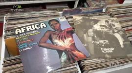 Esta mañana Mario Rea nos muestra su amplia colección de vinilos y reproductores, ideales para disfrutar de todo tipo de música con calidad y pasión.