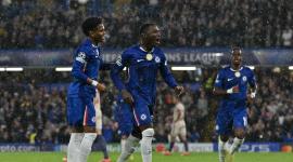 Moisés Caicedo convirtió a los 27 minutos del partido entre Chelsea y Ajax, válido por la tercera fecha de la Champions League.