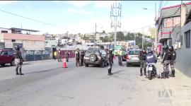 Más de 25 personas han fallecido en lo que va de octubre en siniestros de tránsito en Quito. En uno de los incidentes, una persona murió atropellada en la avenida Simón Bolívar, a la altura de El Troje, en el sur de la ciudad.

Un reportaje de Juan Miguel Rodríguez
