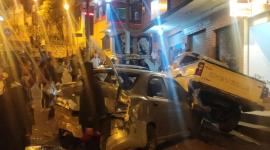 Un bus chocó contra más de una decena de vehículos en Cuenca.