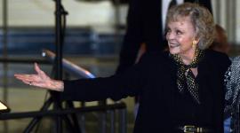 Muere a los 100 años June Lockhart, actriz de ‘Lassie’ y ‘Perdidos en el espacio’