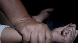 Un docente fue acusado de abusar sexualmente de dos menores de edad en Guayaquil.