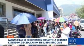 Largas filas se registraron el sábado 25 de octubre en varias agencias del Registro Civil de Quito durante la jornada extraordinaria de cedulación. Cientos de personas madrugaron para obtener su documento de identidad.

Un reportaje de Ismenia Solórzano